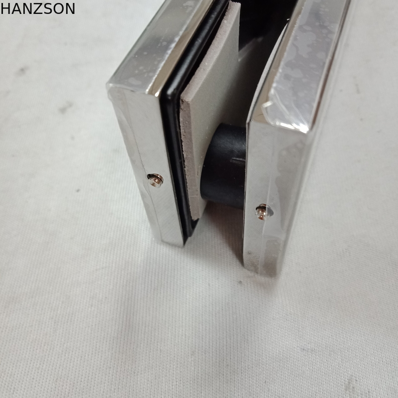 Accessori di vetro durevoli dell'hardware della porta sopra la toppa del pannello che misura 218×105×52×51mm