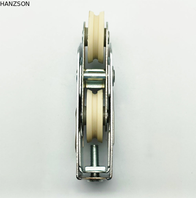 Scanalatura di plastica Matt Finish Style dell'OEM U del rullo della finestra di scivolamento Pa6